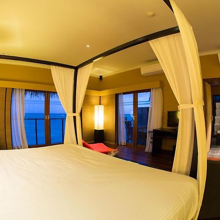 Adaaran Prestige Ocean Villas Huraa Exterior foto